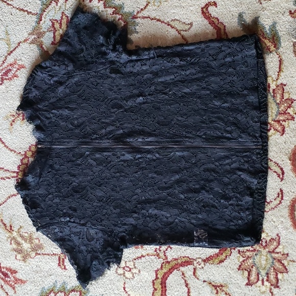 Whispers New York Lace Short Sleeve Black Textured Blouse - Picture 6 of 12